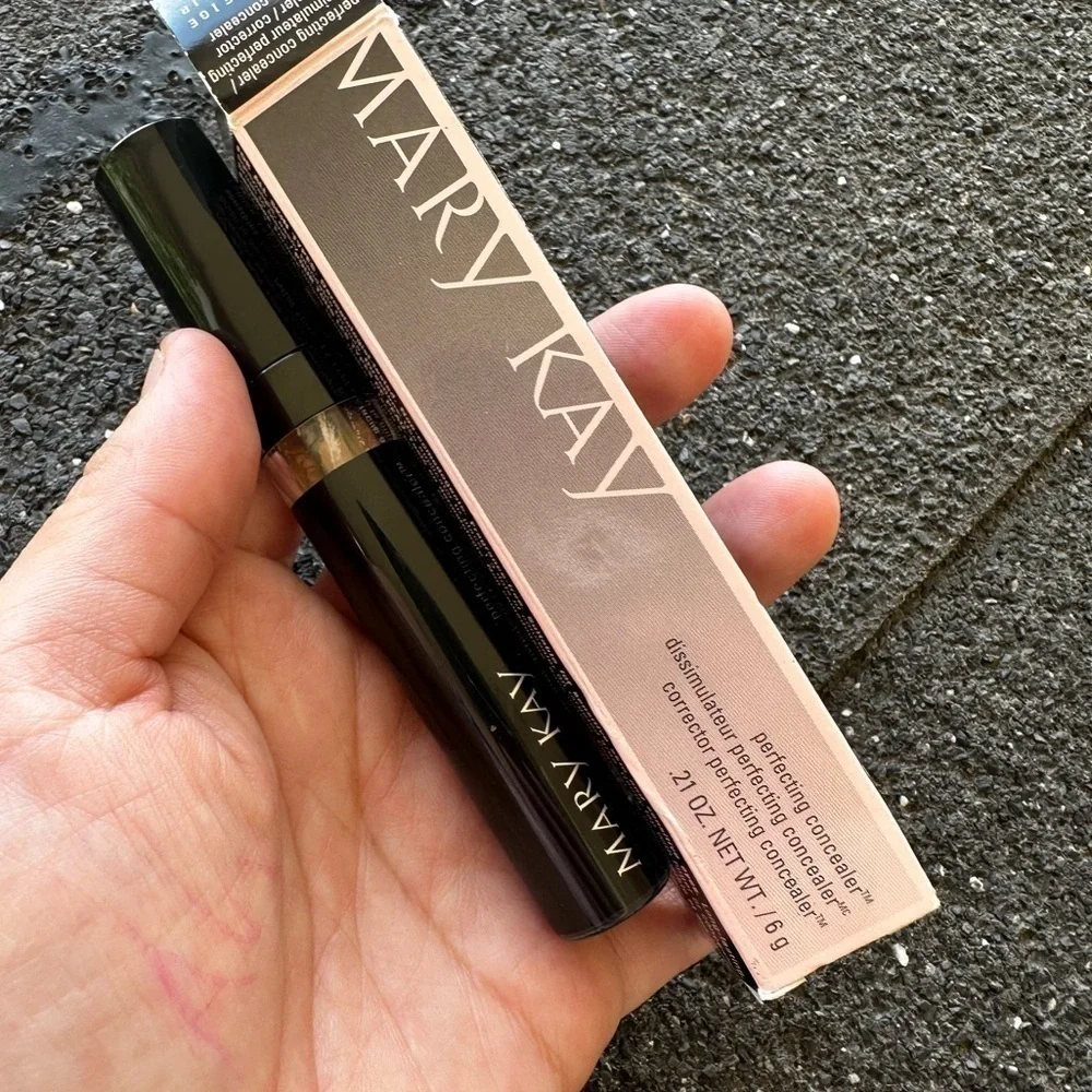 MARY KAY BUNDLE